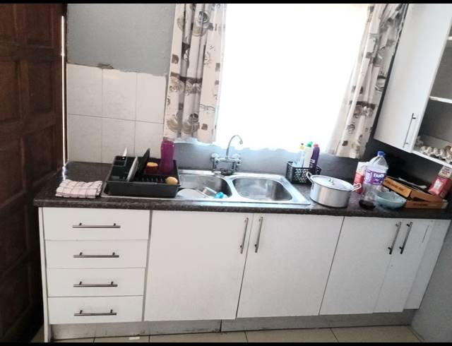 3 BEDROOM HOUSE FOR SALE IN MAHLAKO-A-PHAHLA GARDENS